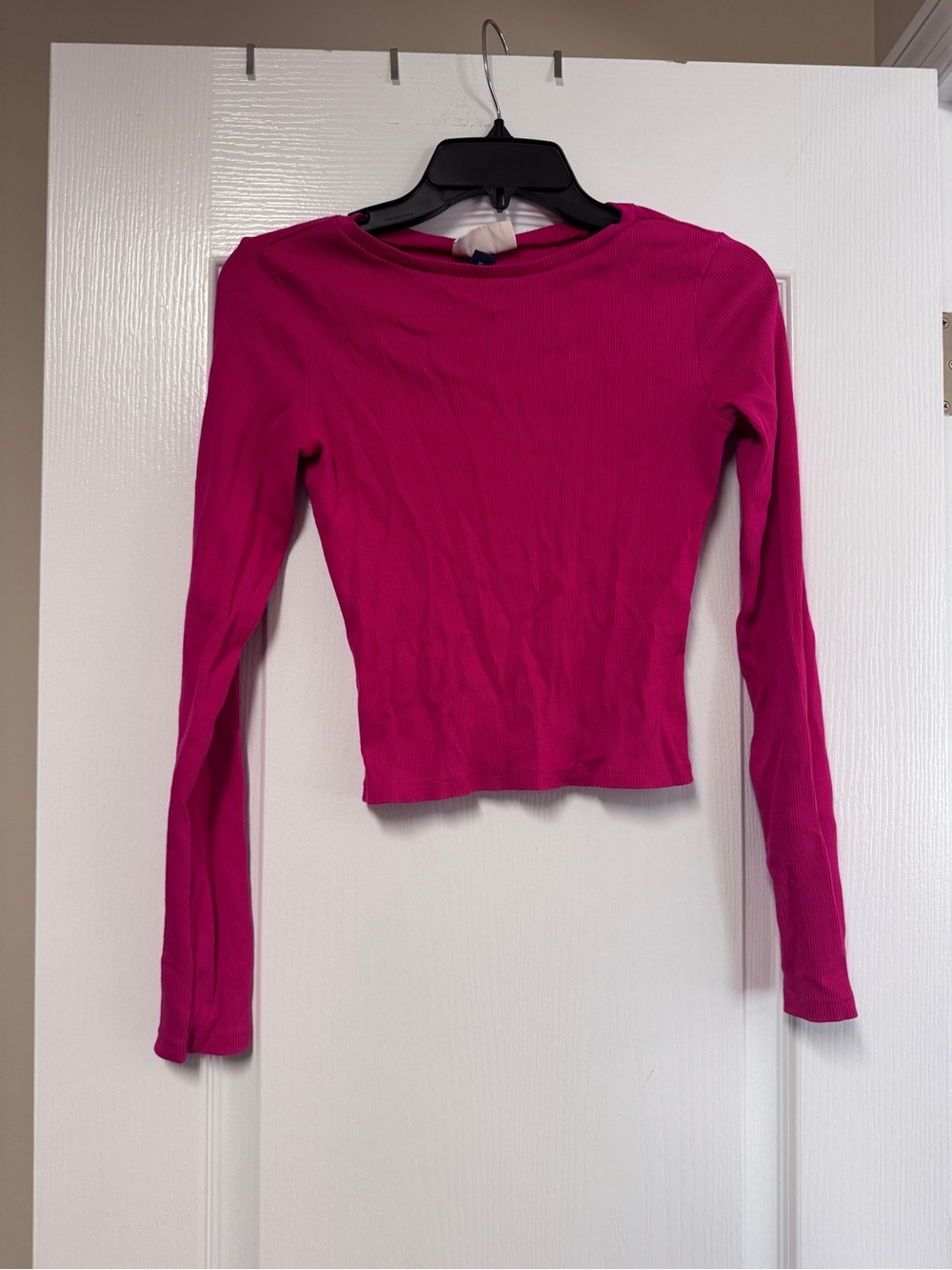 Universal Thread Fuchsia Crewneck Long Sleeve Top